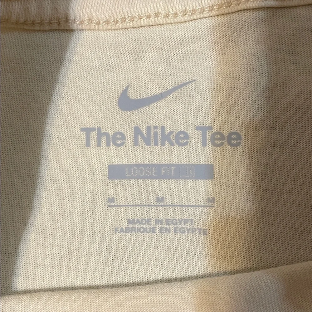 Nike basketball women’s loose fit t shirt cream green and orange size medium - Picture 5 of 6